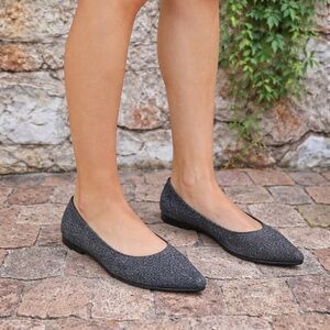 MIA Gray Knit Pointed Toe Flats, 8.5